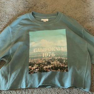 cropped long sleeve shirt